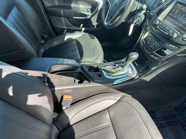 Photo of 2016 Dark Sapphire Blue Metallic Buick Regal
