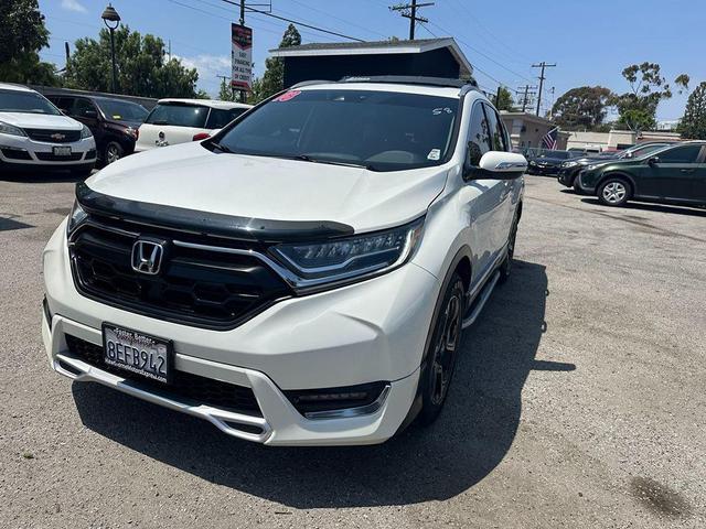 Photo of 2018 White Diamond Pearl Honda CR-V
