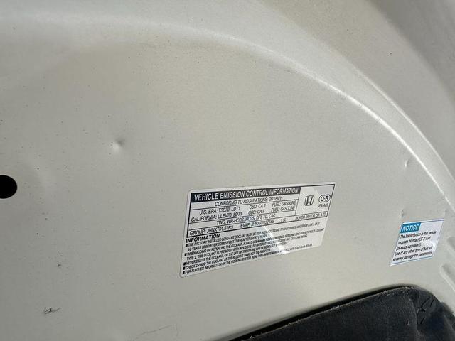 Photo of 2018 White Diamond Pearl Honda CR-V