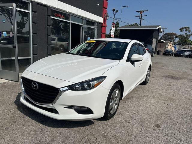 Photo of 2017 Snowflake White Pearl Mica Mazda Mazda3