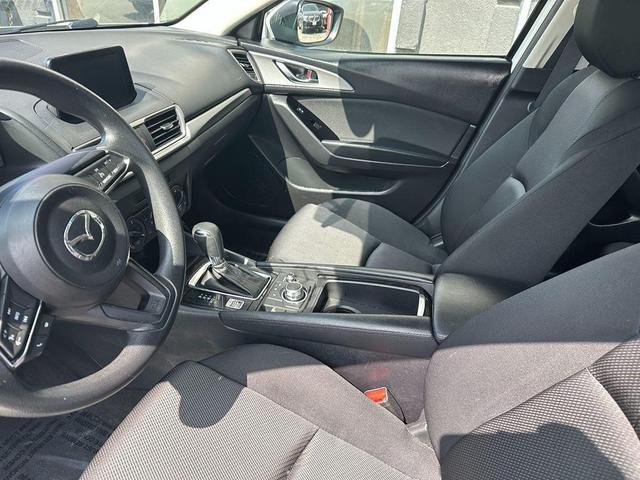 Photo of 2017 Snowflake White Pearl Mica Mazda Mazda3
