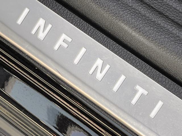 Photo of 2024 Black Obsidian INFINITI QX50
