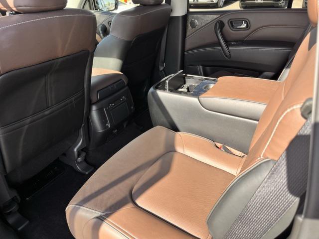 Photo of 2023 Black Obsidian INFINITI QX80