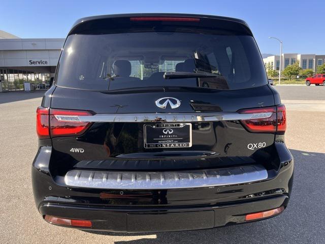 Photo of 2023 Black Obsidian INFINITI QX80