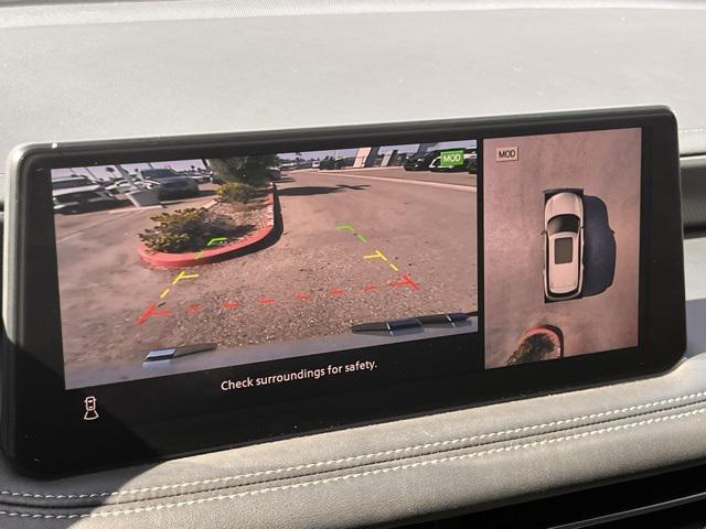 Photo of 2023 Majestic White INFINITI QX60