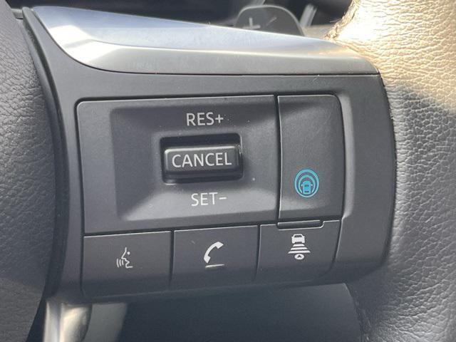 Photo of 2023 Majestic White INFINITI QX60