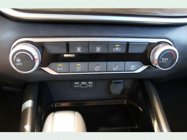 Photo of 2024 Brilliant Silver Metallic Nissan Altima