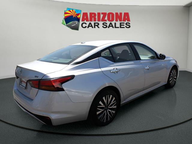 Photo of 2024 Brilliant Silver Metallic Nissan Altima
