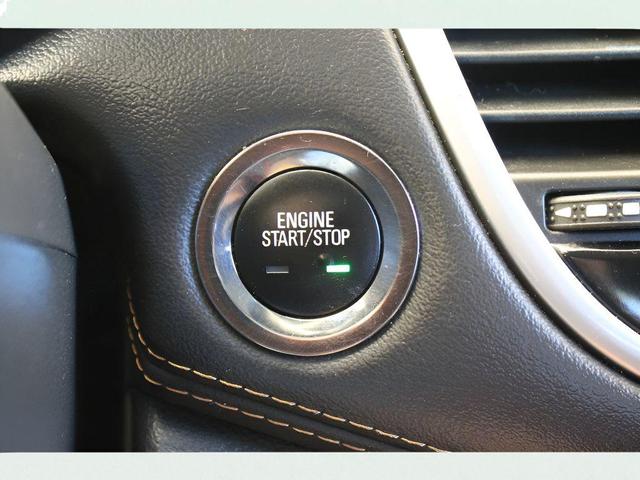 Photo of 2020 Mosaic Black Metallic Chevrolet Trax
