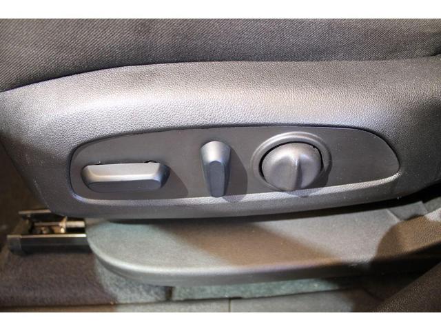 Photo of 2023 Summit White Chevrolet Equinox
