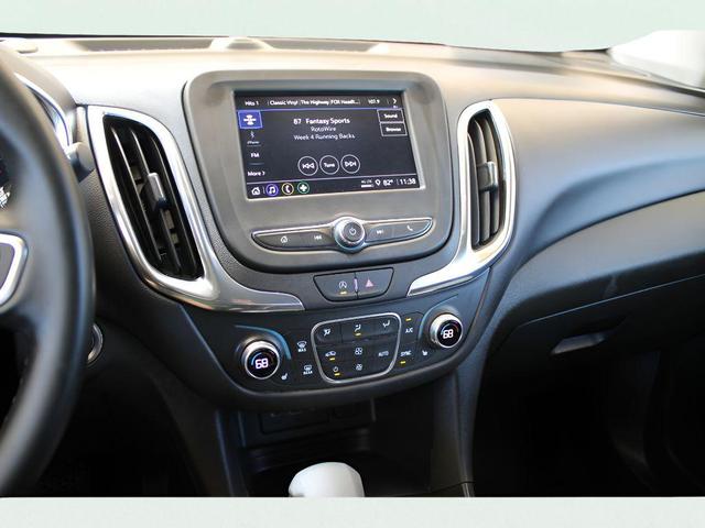 Photo of 2023 Summit White Chevrolet Equinox