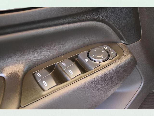 Photo of 2023 Summit White Chevrolet Equinox