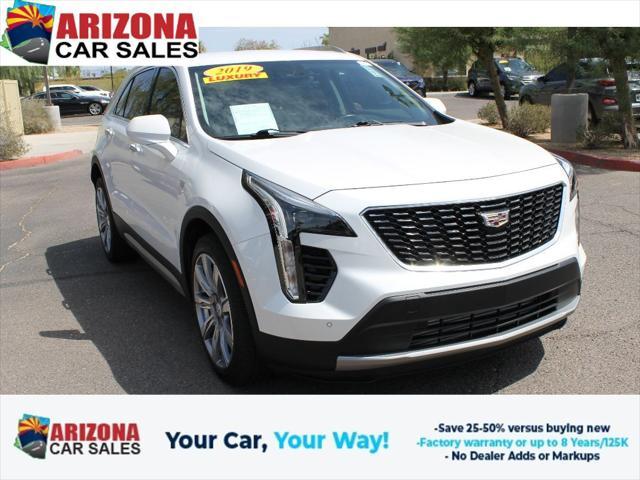 Photo of 2019 Crystal White Tricoat Cadillac XT4