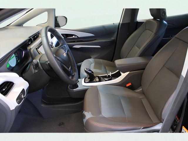 Photo of 2017 Mosaic Black Metallic Chevrolet Bolt EV