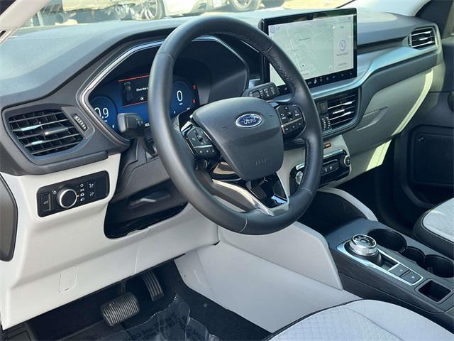 Photo of 2023 Carbonized Gray Metallic Ford Escape