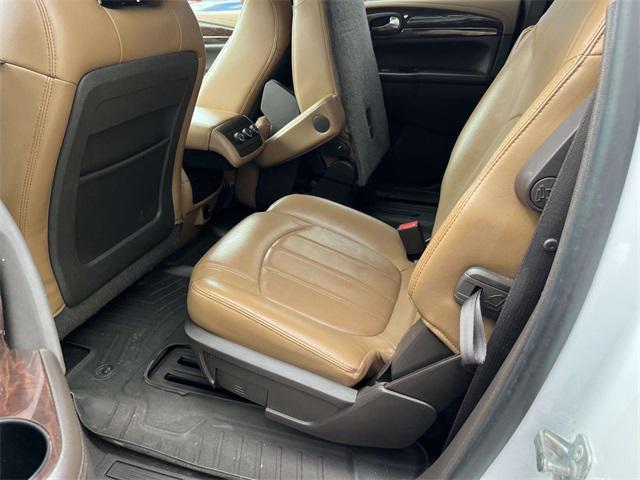 Photo of 2017 Summit White Buick Enclave