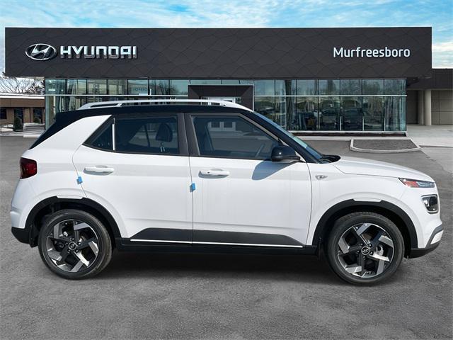 Photo of 2025 Lunar White w/Black Roof Hyundai VENUE