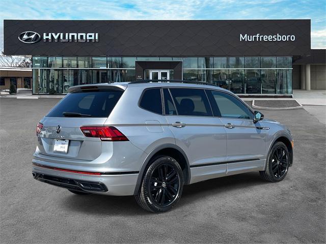 Photo of 2022 Platinum Gray Metallic Volkswagen Tiguan