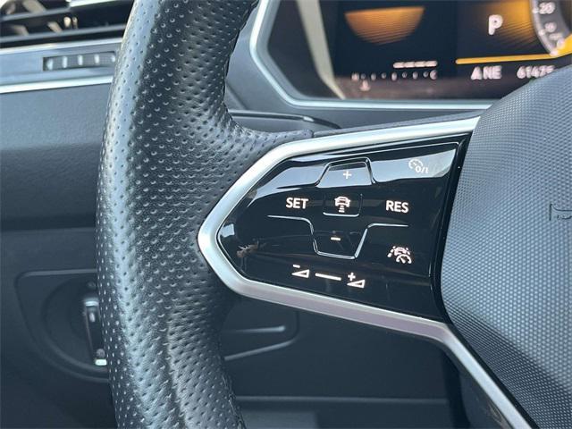 Photo of 2022 Platinum Gray Metallic Volkswagen Tiguan