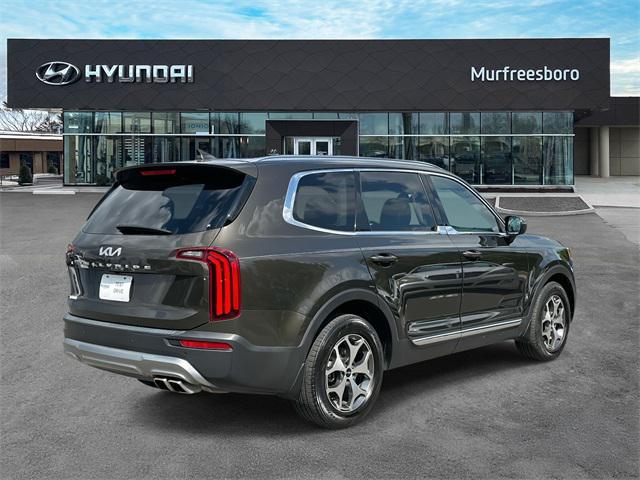 Photo of 2022 Dark Moss Kia Telluride