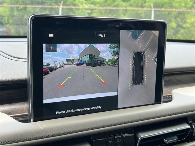 Photo of 2020 White Lincoln Aviator