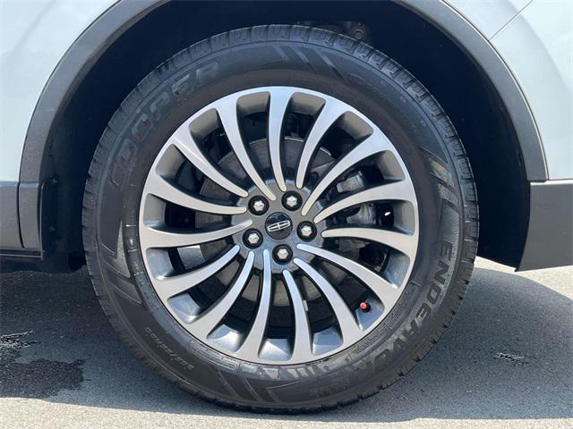 Photo of 2020 White Lincoln Aviator