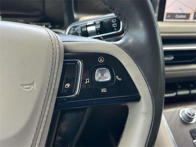 Photo of 2020 White Lincoln Aviator
