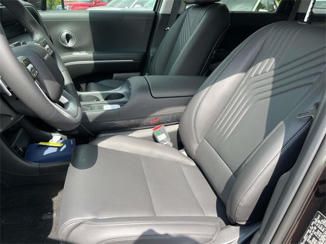 Photo of 2026 Galaxy Maroon Pearl Hyundai PALISADE