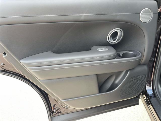 Photo of 2026 Galaxy Maroon Pearl Hyundai PALISADE