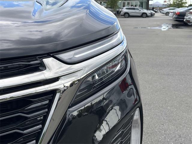 Photo of 2024 Mosaic Black Metallic Chevrolet Equinox