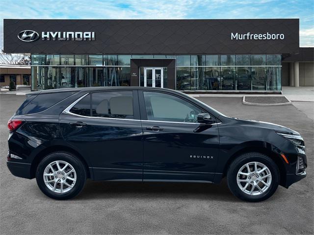 Photo of 2024 Mosaic Black Metallic Chevrolet Equinox
