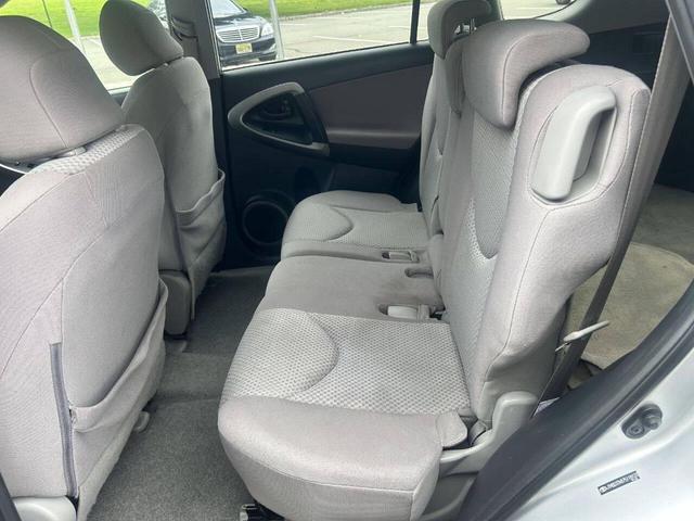 Photo of 2007 Classic Silver Metallic Toyota RAV4