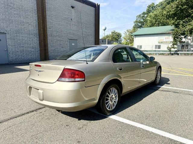 Photo of 2004 Light Almond Pearl Metallic Clearcoat Chrysler Sebring