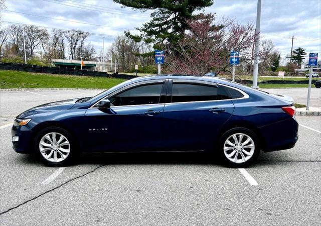 Photo of 2019 Blue Chevrolet Malibu
