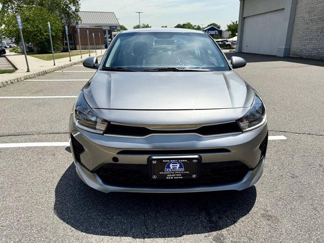 Photo of 2021 Gray Kia Rio