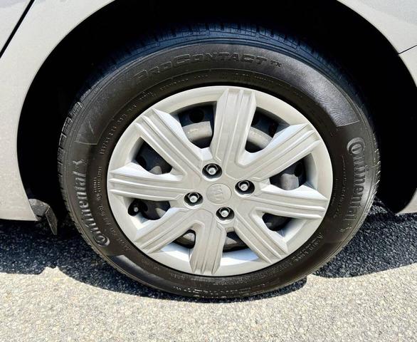 Photo of 2021 Gray Kia Rio