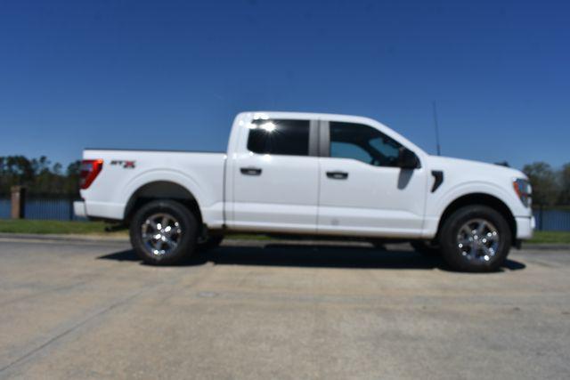 Photo of 2022 White Ford F-150