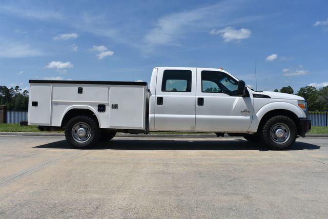 Photo of 2013 Oxford White Ford F-350