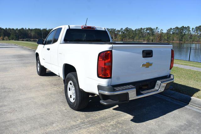 Photo of 2017 Summit White Chevrolet Colorado