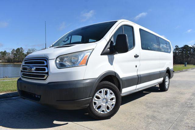 Photo of 2015 Oxford White Ford Transit-350