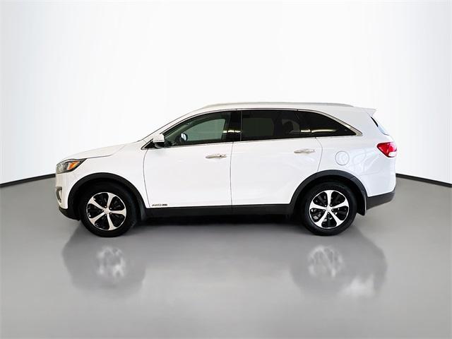 Photo of 2017 Snow White Pearl Kia Sorento