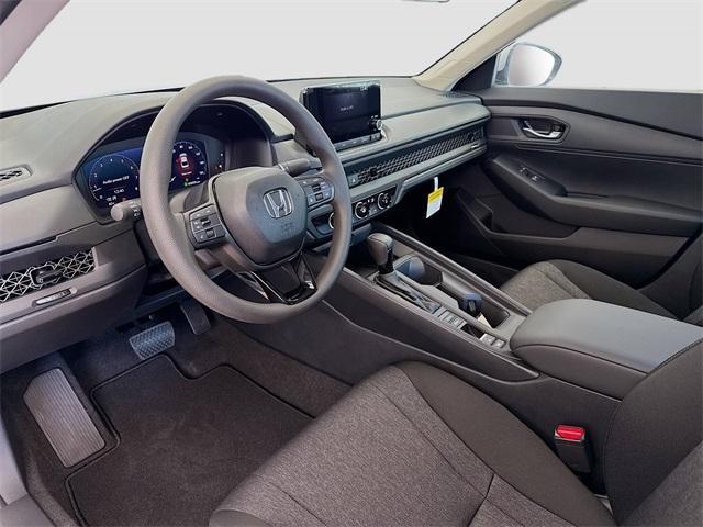 Photo of 2025 Solar Silver Metallic Honda Accord