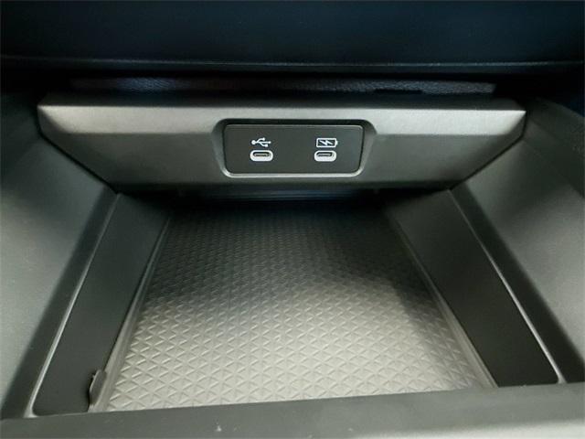 Photo of 2025 Solar Silver Metallic Honda Accord