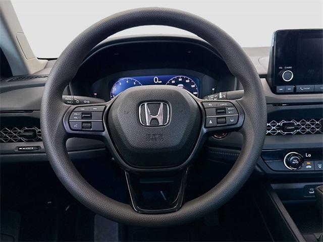 Photo of 2025 Solar Silver Metallic Honda Accord