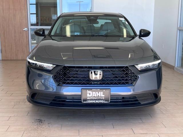 Photo of 2025 Meteorite Gray Metallic Honda Accord