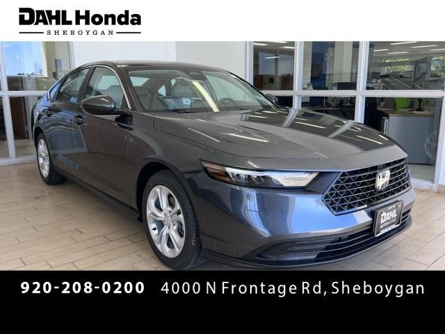 Photo of 2025 Meteorite Gray Metallic Honda Accord