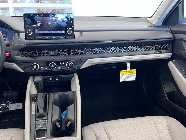 Photo of 2025 Meteorite Gray Metallic Honda Accord