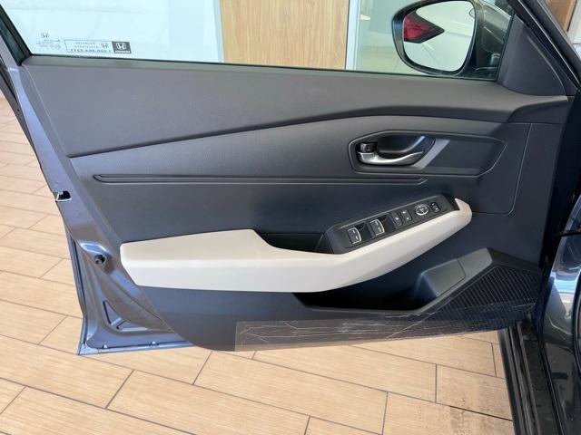 Photo of 2025 Meteorite Gray Metallic Honda Accord