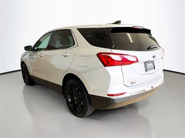 Photo of 2020 Silver Ice Metallic Chevrolet Equinox