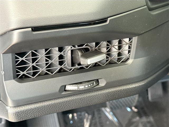 Photo of 2025 Solar Silver Metallic Honda Accord